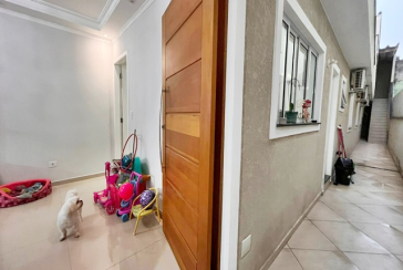 Bela Casa assobradada à venda no Bairro do Parque São Domingos na Rua Professora Altina Maynardi de Araújo, 