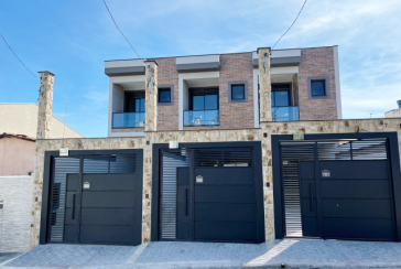 Belíssimo Sobrado novo à venda no Bairro do Parque Maria Domitila na Rua Domingos de Magalhães 82,