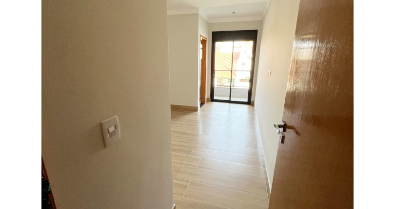 Belíssimo Sobrado novo à venda no Bairro do Parque Maria Domitila na Rua Domingos de Magalhães 80