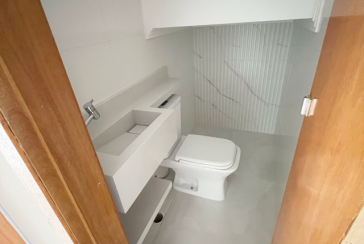 Belíssimo Sobrado novo à venda no Bairro do Parque Maria Domitila na Rua Domingos de Magalhães 78,