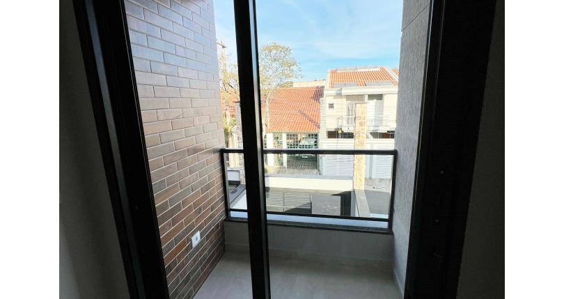 Belíssimo Sobrado novo à venda no Bairro do Parque Maria Domitila na Rua Domingos de Magalhães 78,