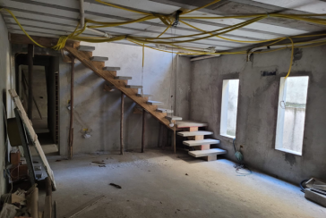 Sobrado à venda no Bairro da Vila Menck na Rua Santo André,