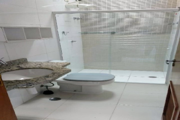 Belo Sobrado à venda no Bairro da Vila dos Remédios na Rua Lopo Homem 56