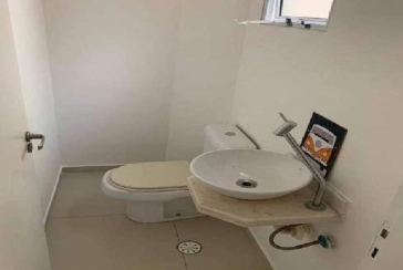 Belo Sobrado à venda no Bairro da Vila dos Remédios na Rua Lopo Homem 56