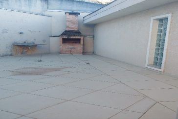 Belo Sobrado à venda no Bairro da Vila dos Remédios na Rua Lopo Homem 56