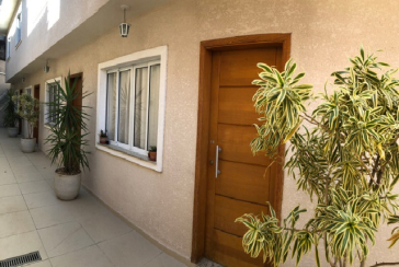 Belo Sobrado à venda no Bairro da Vila dos Remédios na Rua Lopo Homem 56