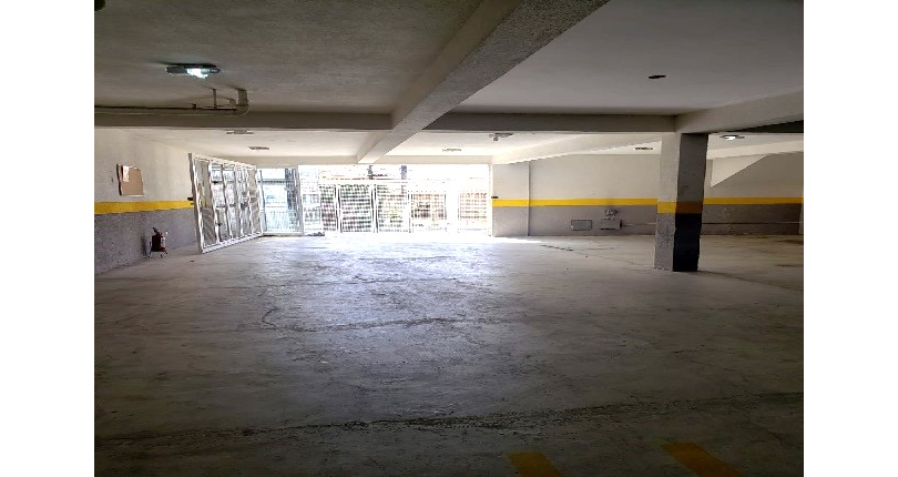 Belo Sobrado à venda no Bairro da Vila dos Remédios na Rua Lopo Homem 56