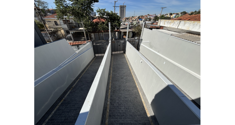 Belo Sobrado novo à venda no Bairro do Jardim Líbano na Rua Professor Araújo Coelho 391