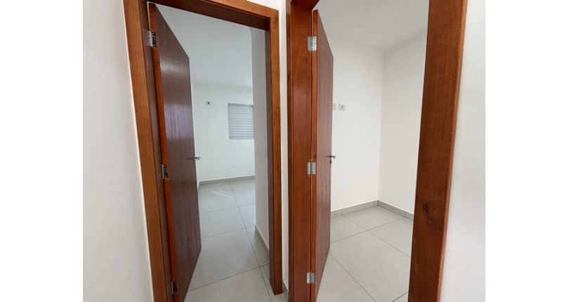 Belo Sobrado novo à venda no Bairro do Jardim Líbano na Rua Professor Araújo Coelho 391