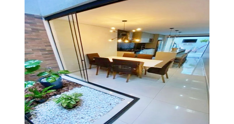 Belo Sobrado à venda no Bairro da Vila Mangalot na Rua Rubens de Souza Araújo