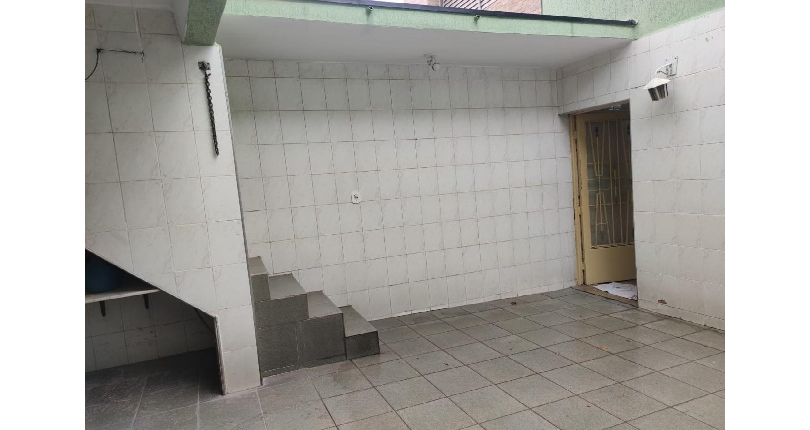 Belo Sobrado à venda no Bairro do Piqueri na Rua Maria Helena