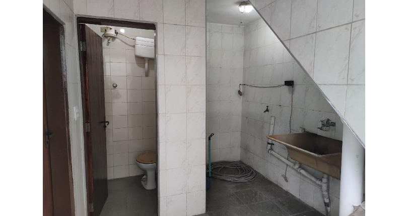 Belo Sobrado à venda no Bairro do Piqueri na Rua Maria Helena