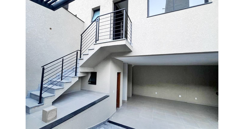 Lindo Sobrado novo à venda no Bairro do Parque São Domingos na Rua Dona Herminda Borba Attuy 351