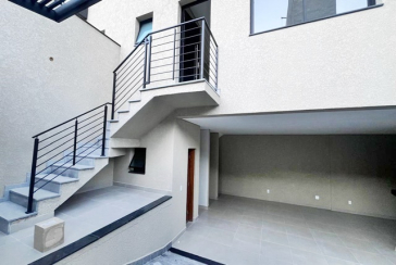 Lindo Sobrado novo à venda no Bairro do Parque São Domingos na Rua Dona Herminda Borba Attuy 318