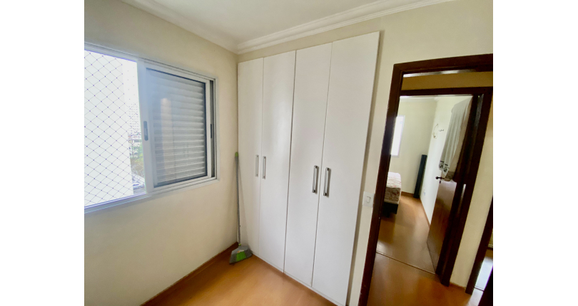 Belo Apartamento à venda no Bairro do Jardim Íris na Rua Eugenio Lorenzetti 130