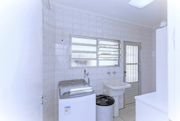 Lindo Sobrado à venda no Bairro do City América na Avenida do Anastácio