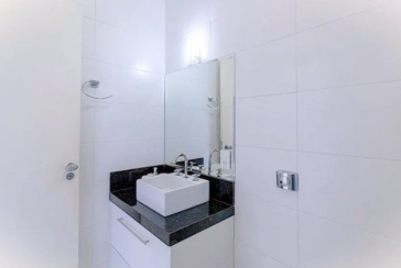 Lindo Sobrado à venda no Bairro do City América na Avenida do Anastácio