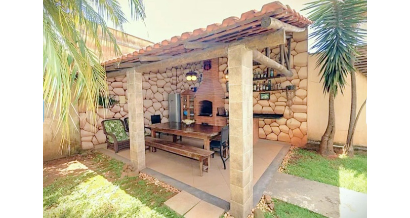 Lindo Sobrado à venda no Bairro do City América na Avenida do Anastácio