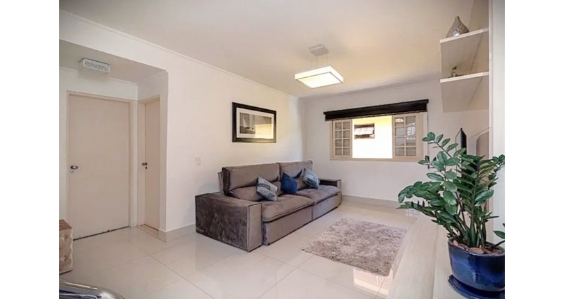 Lindo Sobrado à venda no Bairro do City América na Avenida do Anastácio