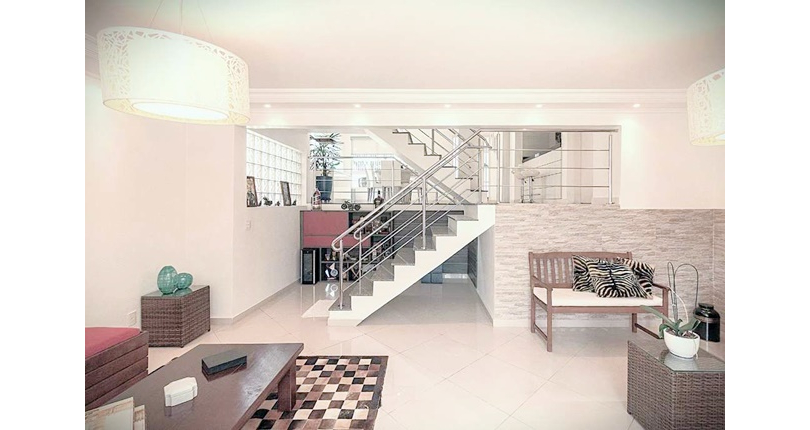 Lindo Sobrado à venda no Bairro do City América na Avenida do Anastácio