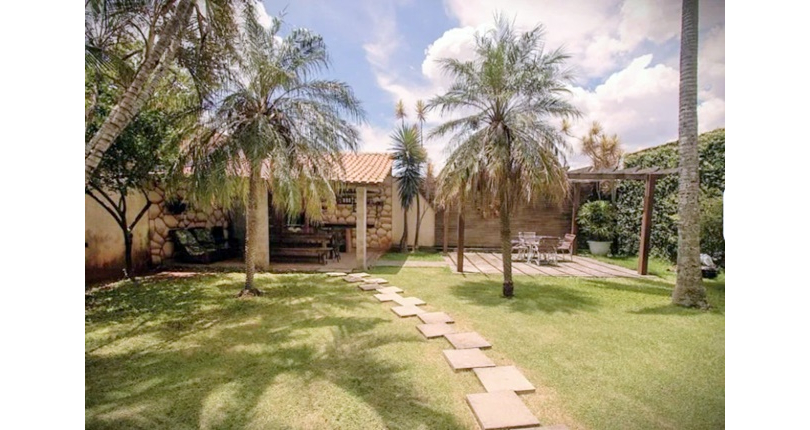 Lindo Sobrado à venda no Bairro do City América na Avenida do Anastácio