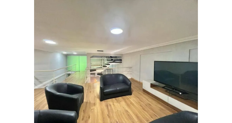 Belo Sobrado à venda no Bairro do City América na Rua Icádio,