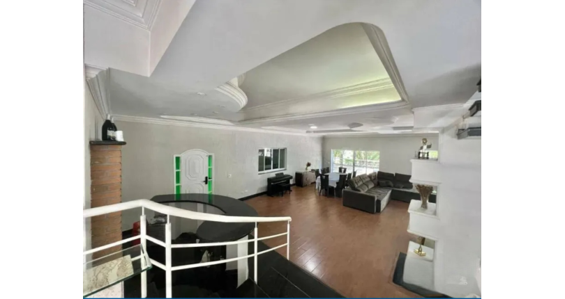 Belo Sobrado à venda no Bairro do City América na Rua Icádio,