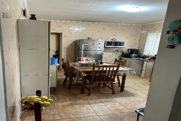 Belo Sobrado à venda no Bairro da Vila Mangalot na Rua José Ataliba Ortiz