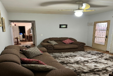 Belo Sobrado à venda no Bairro da Vila Mangalot na Rua José Ataliba Ortiz