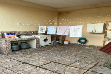 Belo Sobrado à venda no Bairro da Vila Mangalot na Rua José Ataliba Ortiz