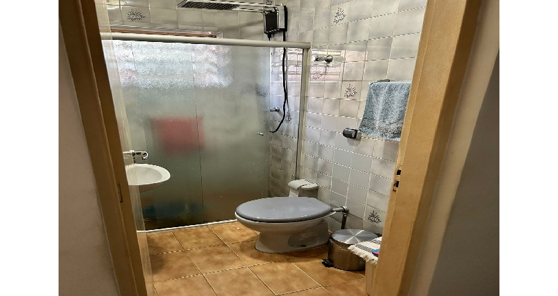 Belo Sobrado à venda no Bairro da Vila Mangalot na Rua José Ataliba Ortiz