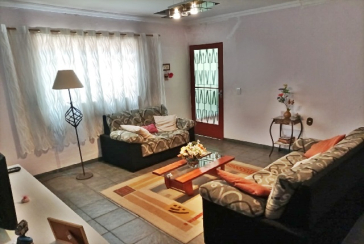 Casa Térrea à venda no Bairro do Jardim Mangalot na Rua Padre Aníbal Difrância,