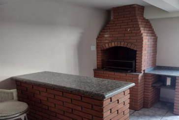 Belo Sobrado à venda no Bairro do Parque São Domingos na Rua Doutor Odon Carlos de Figueiredo Ferraz