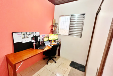 Casa assobradada à venda em Osasco no Bairro da Ayrosa na Rua Irapuru