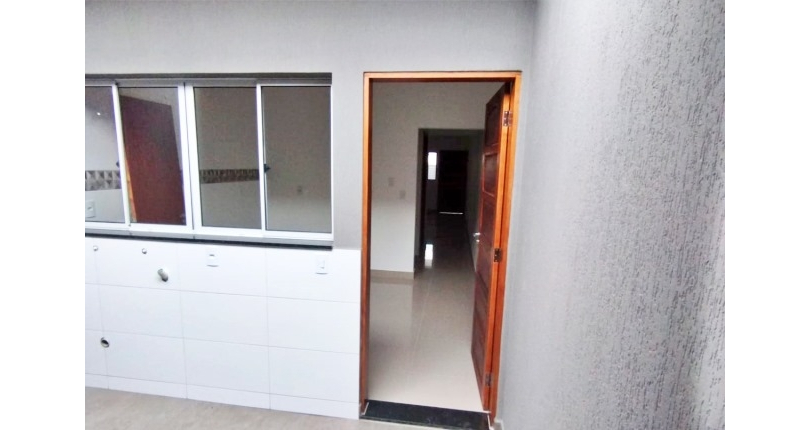 Belo Sobrado novo à venda na Vila Nossa Senhora do Retiro na Rua José Rodrigues da Silva 217,