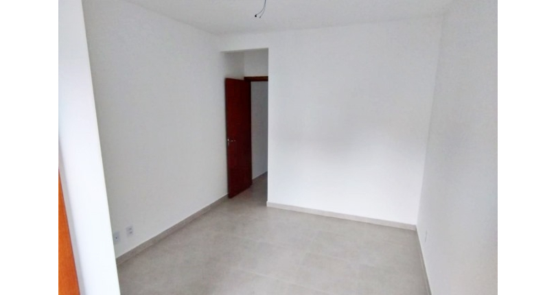 Belo Sobrado novo à venda na Vila Nossa Senhora do Retiro na Rua José Rodrigues da Silva 217,