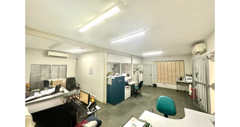 Bom Galpão à venda no Bairro da Vila Anastácio na Rua Camacam