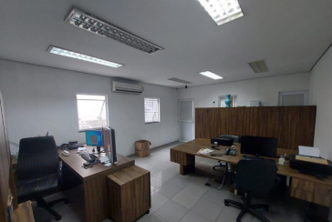 Imóvel Comercial à venda no Bairro do Parque Anhangüera