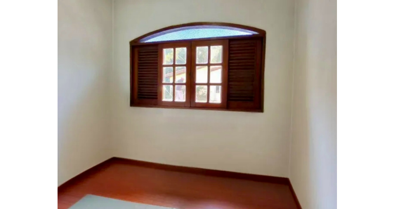 Sobrado à venda no Bairro do City América na Rua Caronte