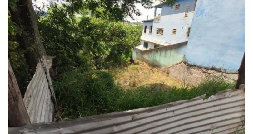 Terreno à venda no Bairro do Conjunto Habitacional Turística na Rua André Valli,