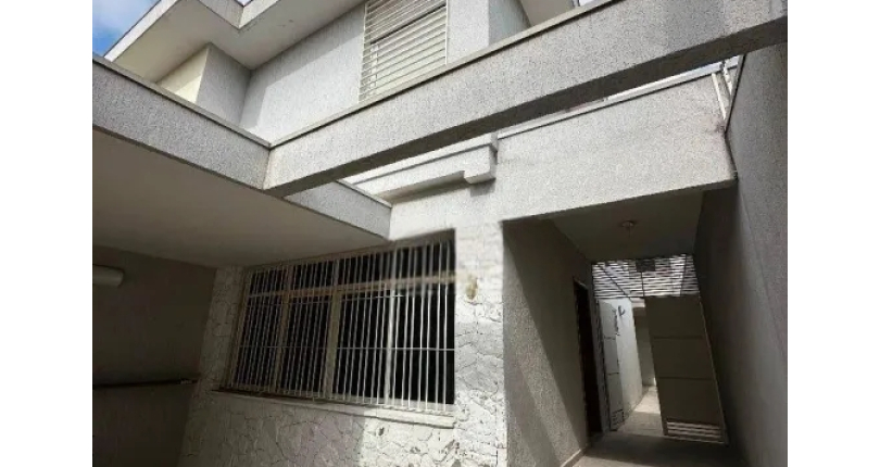  Belo Sobrado à venda no Bairro do Parque São Domingos na Rua Aristides Malheiros