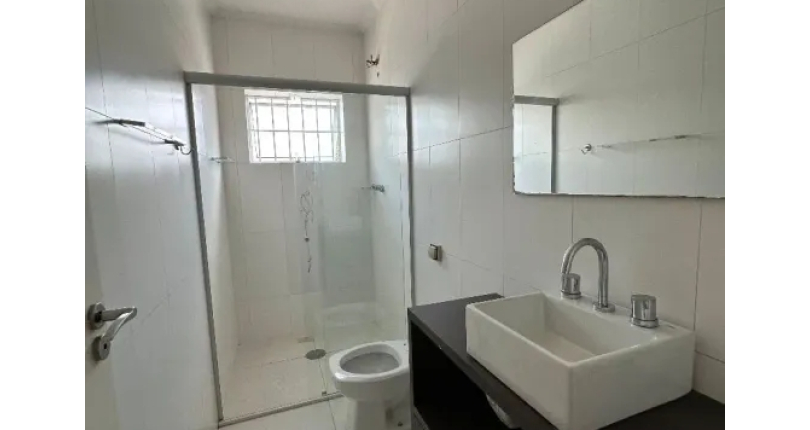  Belo Sobrado à venda no Bairro do Parque São Domingos na Rua Aristides Malheiros