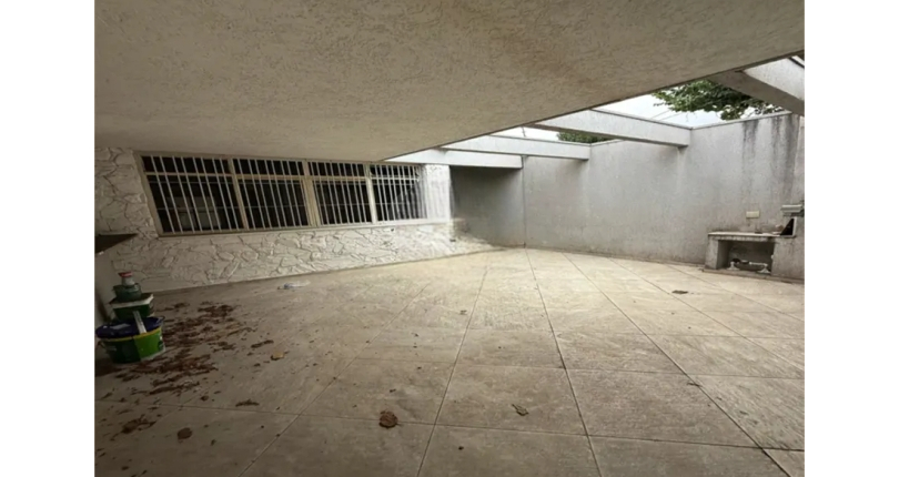  Belo Sobrado à venda no Bairro do Parque São Domingos na Rua Aristides Malheiros