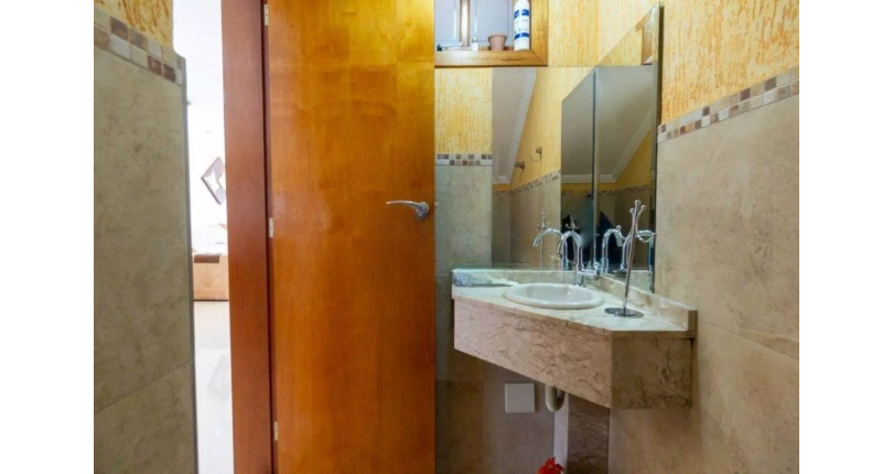 Sobrado à venda no Bairro do Jaraguá na Rua Nossa Senhora da Conceição,