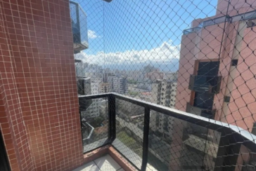 Belo Apartamento à venda na Praia Grande no Bairro da Guilhermina