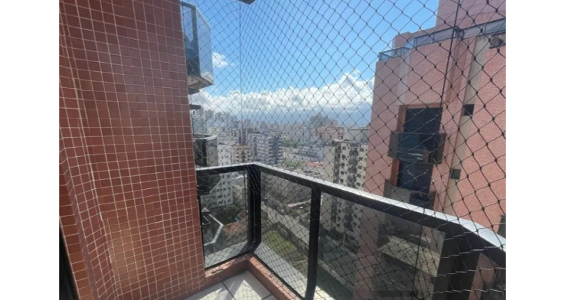 Belo Apartamento à venda na Praia Grande no Bairro da Guilhermina