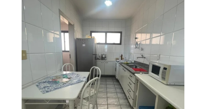 Belo Apartamento à venda na Praia Grande no Bairro da Guilhermina