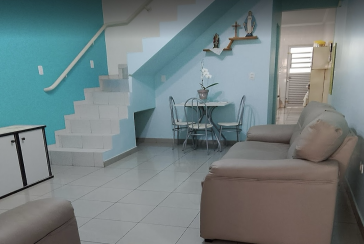 Sobrado à venda no Bairro do Conjunto Habitacional Turística na Rua Parque Nacional da Serra