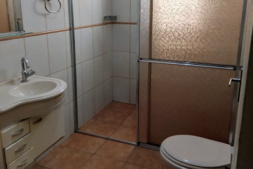 Sobrado à venda no Bairro do Conjunto Habitacional Turística na Rua Parque Nacional da Serra