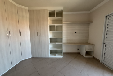 Lindo Sobrado à venda no Bairro do Parque São Domingos na Rua José Fernandes Lobo